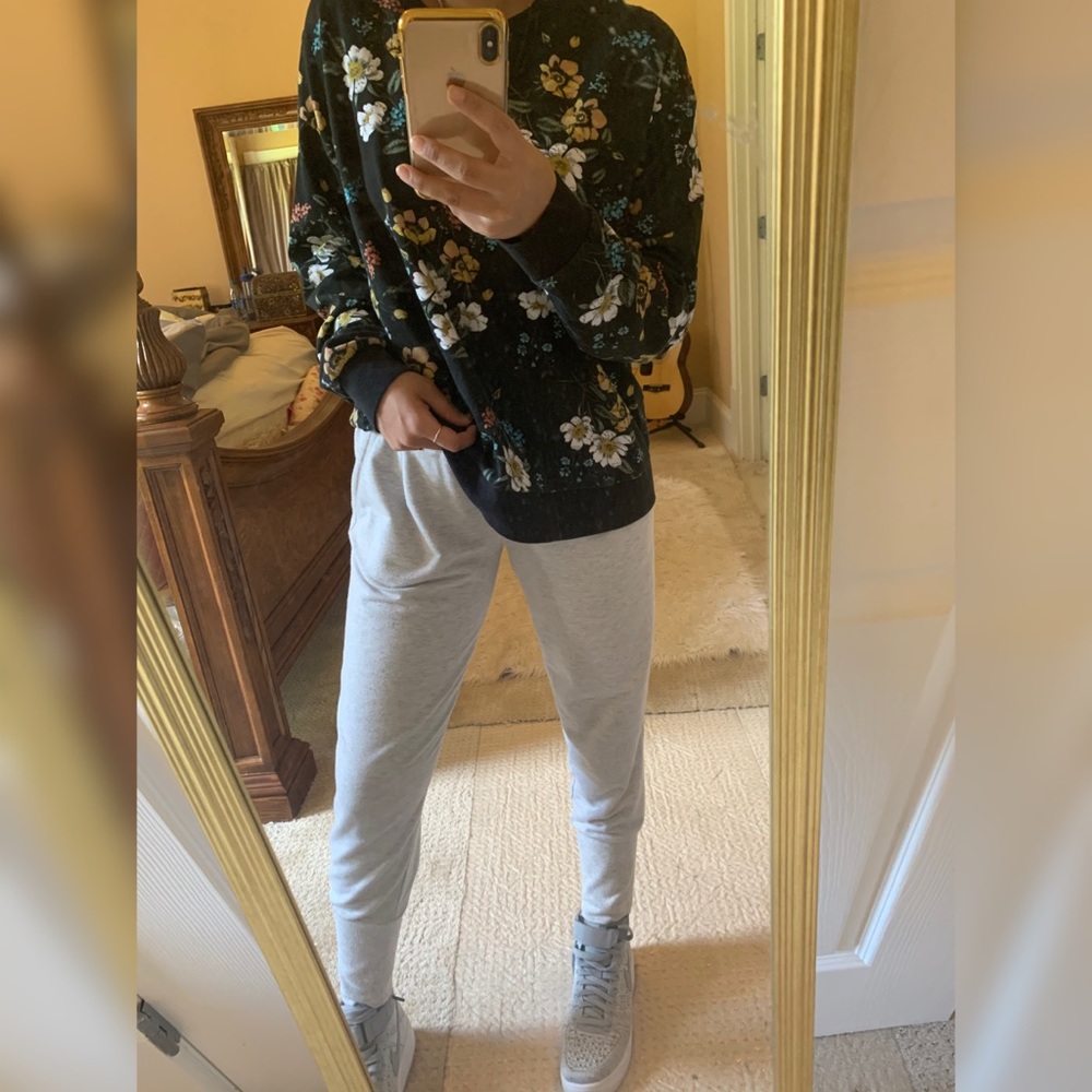 floral H&M sweatshirt